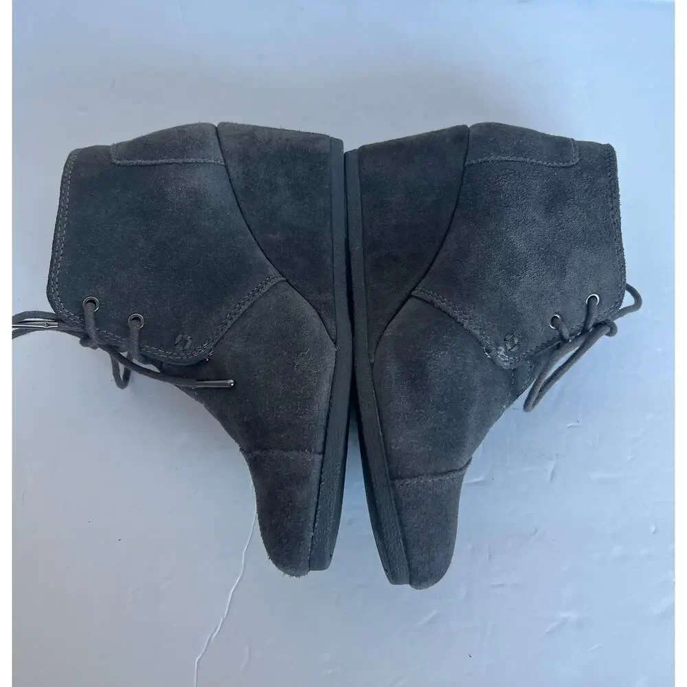 Toms solid gray